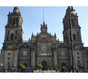 2593362-Catedral_Metropolitana_Mexico_City